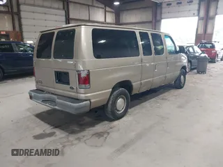 2000 Ford Econoline Passenger XL z VIN 1FMRE1129YHA94046, wystawiony jako IAAI lot #42240740 z przebiegiem 215 936 mil mil oraz . Historia ofert i sprzedaży dostępna na DreamBid. Obrazek 4.