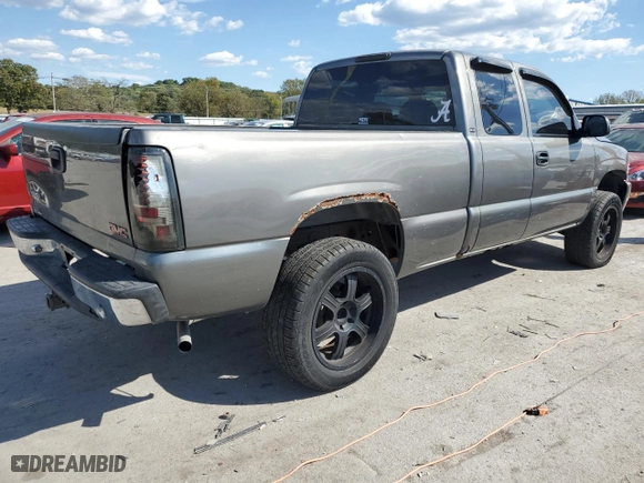2000 GMC New Sierra 1500 SLE with VIN 2GTEK19T6Y1134384, listed as a Copart auction lot 72362364 with NaN miles and Salvage Title. Bid and sale history available at carsss.com. Image 3.