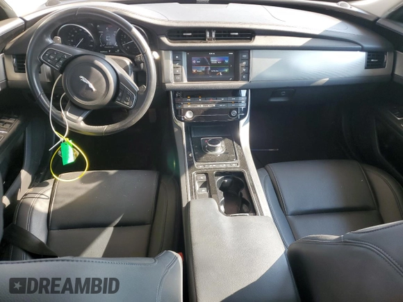 2018 Jaguar XF 25t with VIN SAJBR4FX8JCY69487, listed as a Copart auction lot 62713694 with 62,598 mi miles and Salvage Title. Bid and sale history available at carsss.com. Image 8.