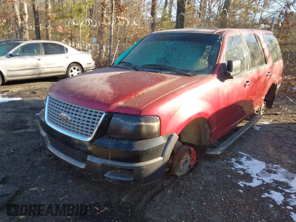 2004 Ford Expedition Special Service with VIN 1FMFU16L34LB23913, listed as a IAAI auction lot 41356774 with 314,079 mi miles. Bid and sale history available at carsss.com. Image 2.
