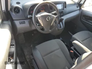 2018 Nissan NV200 SV z VIN 3N6CM0KN4JK698436, wystawiony jako Copart lot #52990015 z przebiegiem 119 776 mil mil oraz Szkoda całkowita • Salvage title. Historia ofert i sprzedaży dostępna na DreamBid. Obrazek 8.