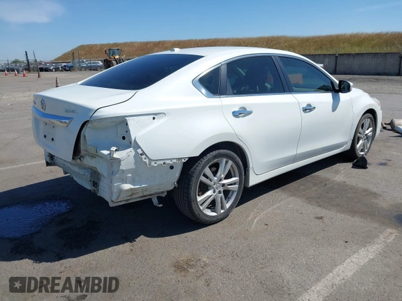 2014 Nissan Altima S with VIN 1N4BL3AP4EN246739, listed as a IAAI auction lot 42181739 with 78,695 mi miles and . Bid and sale history available at DreamBid. Image 4.