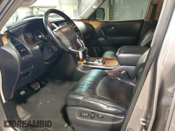2014 Infiniti QX80 z VIN JN8AZ2NEXE9061907, wystawiony jako Copart lot #57808235 z przebiegiem 146 895 mil mil oraz Szkoda całkowita • Salvage title. Historia ofert i sprzedaży dostępna na DreamBid. Obrazek 7.