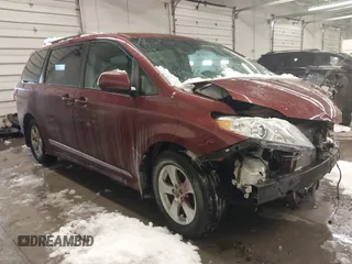 2019 Toyota Sienna LE Auto Access Seat with VIN 5TDKZ3DC9KS015195, listed as a IAAI auction lot 41586900 with 74,132 mi miles and . Bid and sale history available at DreamBid. Image 1.