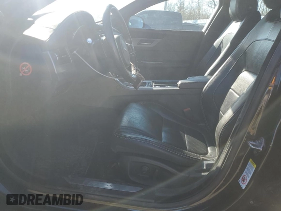 2016 Jaguar XF with VIN SAJBL4BV0GCY18547, listed as a Copart auction lot 48703605 with 211,993 mi miles and Clean Title. Bid and sale history available at DreamBid. Image 7.
