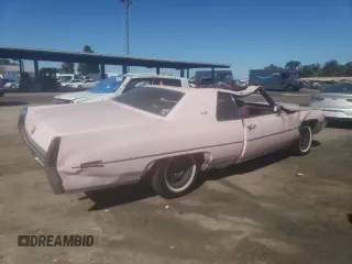 1972 Cadillac Eldorado z VIN 6D47R2Q198947, wystawiony jako Copart lot #67572714 z przebiegiem 63 965 mil mil oraz Nie do naprawy. Historia ofert i sprzedaży dostępna na DreamBid. Obrazek 3.