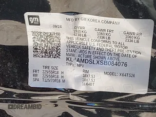2025 Buick Encore GX Sport Touring with VIN KL4AMDSLXSB084076, listed as a IAAI auction lot 42363340 with Not provided miles and . Bid and sale history available at DreamBid. Image 9.