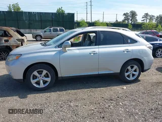 2010 Lexus RX 350 z VIN 2T2BK1BAXAC017261, wystawiony jako IAAI lot #42233787 z przebiegiem 101 772 mil mil oraz . Historia ofert i sprzedaży dostępna na DreamBid. Obrazek 14.