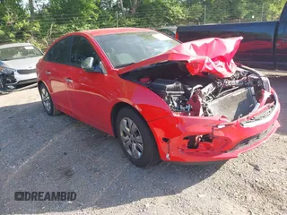 2015 Chevrolet Cruze LS z VIN 1G1PA5SH4F7132229, wystawiony jako IAAI lot #42281061 z przebiegiem 184 780 mil mil oraz . Historia ofert i sprzedaży dostępna na DreamBid. Obrazek 1.