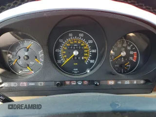 1989 Mercedes-Benz 560 SL with VIN WDBBA48D7KA103478, listed as a Copart auction lot 46119905 with 149,105 mi miles and Salvage Title. Bid and sale history available at DreamBid. Image 9.