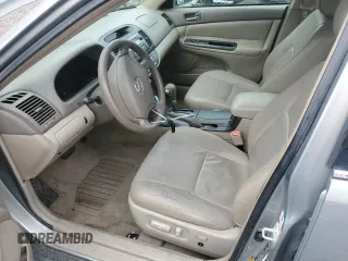 2006 Toyota Camry LE z VIN 4T1BF32K06U621520, wystawiony jako Copart lot #54069555 z przebiegiem 195 499 mil mil oraz Szkoda całkowita • Salvage title. Historia ofert i sprzedaży dostępna na DreamBid. Obrazek 7.