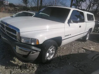 1997 Dodge 1500 with VIN 3B7HC13Z9VG759680, listed as a IAAI auction lot 41280933 with 123,064 mi miles and . Bid and sale history available at DreamBid. Image 2.