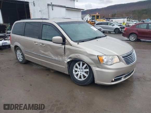 2014 Chrysler Town & Country Touring with VIN 2C4RC1BG2ER212233, listed as a IAAI auction lot 41836648 with 105,034 mi miles. Bid and sale history available at carsss.com. Image 1.