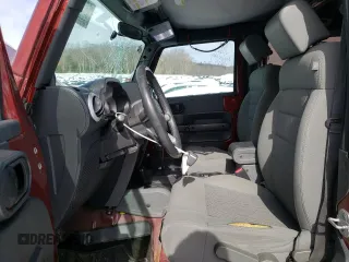 2009 Jeep Wrangler Sahara z VIN 1J4FA54159L789906, wystawiony jako Copart lot #45292375 z przebiegiem 146 992 mil mil oraz Szkoda całkowita • Salvage title. Historia ofert i sprzedaży dostępna na DreamBid. Obrazek 7.