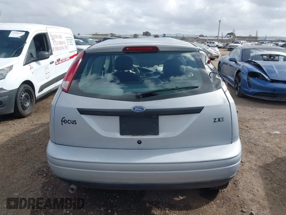 2000 Ford Focus ZX3 with VIN 3FAFP3139YR210307, listed as a IAAI auction lot 41946264 with 215,233 mi miles and . Bid and sale history available at DreamBid. Image 16.