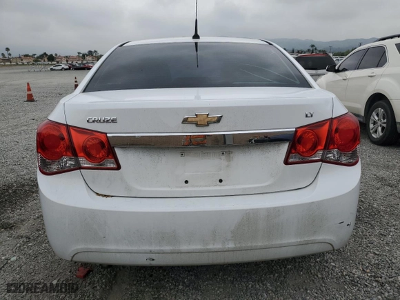2014 Chevrolet Cruze 1LT with VIN 1G1PC5SB5E7125276, listed as a Copart auction lot 53361615 with 153,470 mi miles and Clean Title. Bid and sale history available at carsss.com. Image 6.