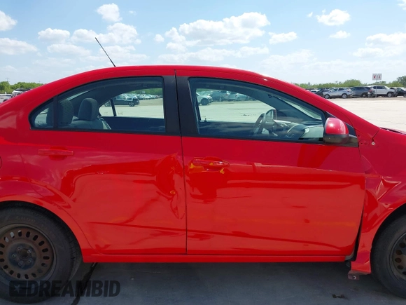 2016 Chevrolet Sonic LS с VIN 1G1JA5SH9G4124457, выставлен на аукционе IAAI как лот 42447302 с пробегом 143 116 миль миль и . История ставок и продаж доступна на DreamBid. Изображение 14.