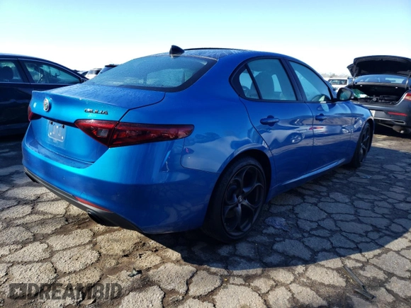 2019 Alfa Romeo Giulia Ti Sport with VIN ZARFAMBN9K7605593, listed as a Copart auction lot 43665353 with 25,176 mi miles. Bid and sale history available at carsss.com. Image 3.