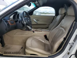 2006 BMW Z4 3.0si with VIN 4USBU53556LX00647, listed as a Copart auction lot 83436974 with 70,077 mi miles and Salvage title. Bid and sale history available at DreamBid. Image 7.