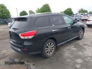 2015 Nissan Pathfinder SL z VIN 5N1AR2MM1FC662871, wystawiony jako IAAI lot #42191795 z przebiegiem 149 552 mil mil oraz . Historia ofert i sprzedaży dostępna na DreamBid. Obrazek 4.
