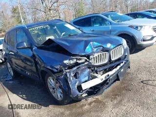2015 BMW X3 xDrive28i z VIN 5UXWX9C59F0D62713, wystawiony jako IAAI lot #41070648 z przebiegiem 117 757 mil mil oraz . Historia ofert i sprzedaży dostępna na DreamBid. Obrazek 1.