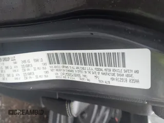 2014 Jeep Cherokee Limited with VIN 1C4PJMDB2EW182495, listed as a IAAI auction lot 42296626 with Not provided miles and . Bid and sale history available at DreamBid. Image 9.