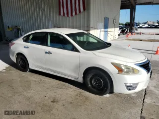 2013 Nissan Altima 2.5 SV with VIN 1N4AL3AP9DC278320, listed as a Copart auction lot 49537355 with 202,244 mi miles and Clean Title. Bid and sale history available at carsss.com. Image 4.