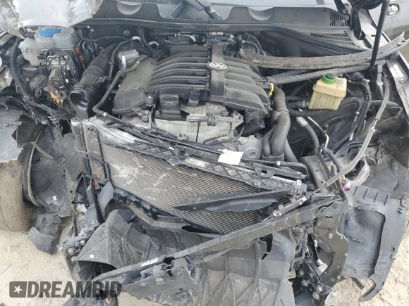 2016 Volkswagen Touareg Sport z VIN WVGEF9BP3GD013102, wystawiony jako Copart lot #53333375 z przebiegiem Nie podano mil oraz Szkoda całkowita • Salvage title. Historia ofert i sprzedaży dostępna na DreamBid. Obrazek 12.