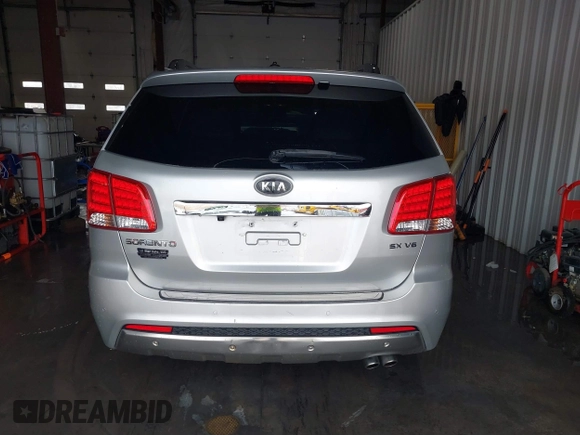 2013 Kia Sorento SX with VIN 5XYKWDA23DG375072, listed as a IAAI auction lot 41259538 with 147,871 mi miles. Bid and sale history available at carsss.com. Image 17.