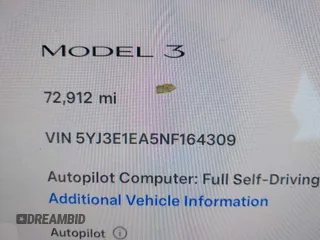 2022 Tesla Model 3 z VIN 5YJ3E1EA5NF164309, wystawiony jako IAAI lot #42195114 z przebiegiem 72 912 mil mil oraz . Historia ofert i sprzedaży dostępna na DreamBid. Obrazek 7.