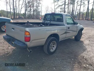 2004 Toyota Tacoma z VIN 5TENL42N14Z431935, wystawiony jako IAAI lot #41944428 z przebiegiem 308 072 mil mil oraz . Historia ofert i sprzedaży dostępna na DreamBid. Obrazek 4.