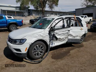 2021 Volkswagen Tiguan S с VIN 3VV1B7AX8MM065752, выставлен на аукционе Copart как лот 62013905 с пробегом Не указан миль и Списание • Salvage title. История ставок и продаж доступна на DreamBid. Изображение 1.