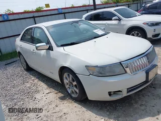 2008 Lincoln MKZ z VIN 3LNHM26T58R613937, wystawiony jako IAAI lot #42396830 z przebiegiem 185 972 mil mil oraz . Historia ofert i sprzedaży dostępna na DreamBid. Obrazek 1.
