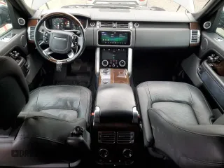 2018 Land Rover Range Rover HSE z VIN SALGS2RKXJA391767, wystawiony jako Copart lot #89172915 z przebiegiem 126 362 mil mil oraz Czysty tytuł • Clean title. Historia ofert i sprzedaży dostępna na DreamBid. Obrazek 8.