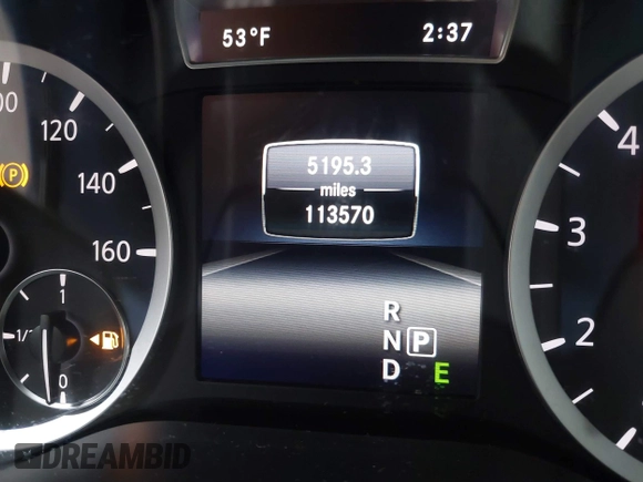 2017 Infiniti QX30 Luxury with VIN SJKCH5CR3HA031551, listed as a IAAI auction lot 41433856 with 113,570 mi miles. Bid and sale history available at carsss.com. Image 15.