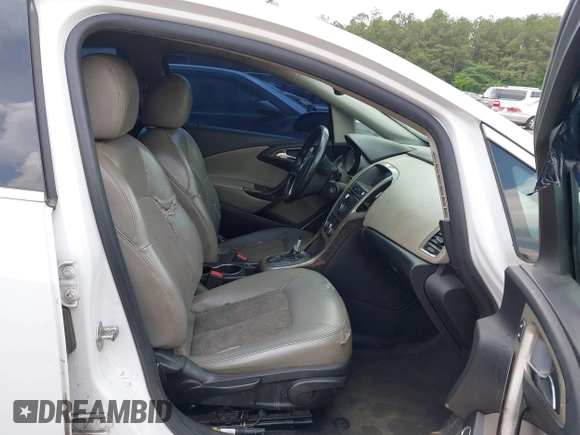 2017 Buick Verano Sport Touring with VIN 1G4PR5SK1H4118221, listed as a IAAI auction lot 42079456 with 224,348 mi miles. Bid and sale history available at carsss.com. Image 5.