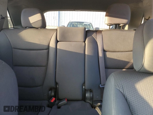 2012 Kia Sorento LX with VIN 5XYKT4A15CG267518, listed as a Copart auction lot 46803705 with 0 mi miles and Non Repairable. Bid and sale history available at carsss.com. Image 10.