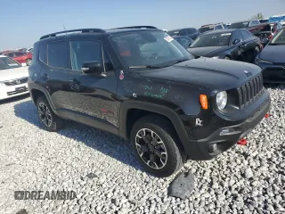 2023 Jeep Renegade Trailhawk with VIN ZACNJDC1XPPP37125, listed as a Copart auction lot 52793125 with 15,662 mi miles and Salvage title. Bid and sale history available at DreamBid. Image 4.