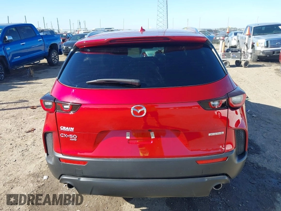 2024 Mazda CX-50 S Premium Plus z VIN 7MMVABEM0RN171504, wystawiony jako IAAI lot #40501944 z przebiegiem 6 671 mil mil oraz . Historia ofert i sprzedaży dostępna na DreamBid. Obrazek 20.