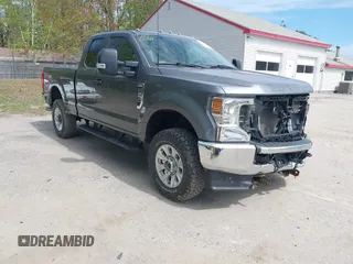 2022 Ford F-250 XL z VIN 1FT7X2B65NEF71467, wystawiony jako IAAI lot #42193888 z przebiegiem 12 794 mil mil oraz . Historia ofert i sprzedaży dostępna na DreamBid. Obrazek 1.