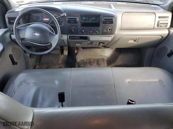 2005 Ford Super Duty F-250 XL with VIN 1FTSX21565ED21299, listed as a Copart auction lot 86697724 with 133,208 mi miles and Salvage Title. Bid and sale history available at carsss.com. Image 8.