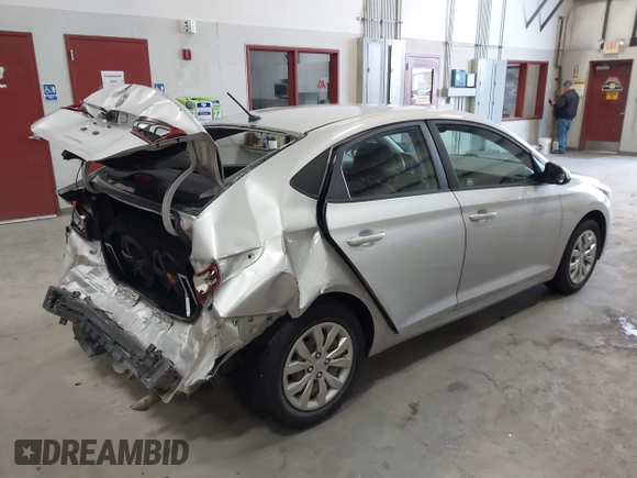 2018 Hyundai Accent SE with VIN 3KPC24A37JE034940, listed as a IAAI auction lot 41927667 with 87,906 mi miles. Bid and sale history available at carsss.com. Image 4.
