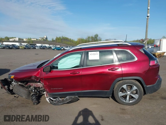 2019 Jeep Cherokee Limited with VIN 1C4PJMDN0KD299607, listed as a IAAI auction lot 42158424 with 80,014 mi miles and . Bid and sale history available at DreamBid. Image 14.