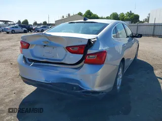 2016 Chevrolet Malibu LS z VIN 1G1ZB5ST9GF340558, wystawiony jako IAAI lot #42520463 z przebiegiem 104 296 mil mil oraz . Historia ofert i sprzedaży dostępna na DreamBid. Obrazek 4.