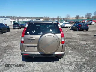 2005 Honda CR-V EX SE with VIN JHLRD78965C011391, listed as a IAAI auction lot 41820990 with 206,623 mi miles. Bid and sale history available at carsss.com. Image 17.