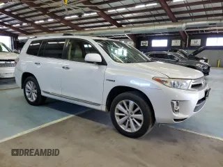 2013 Toyota Highlander Hybrid Limited with VIN JTEDC3EH7D2012645, listed as a Copart auction lot 71956554 with 202,908 mi miles and Clean Title. Bid and sale history available at carsss.com. Image 4.