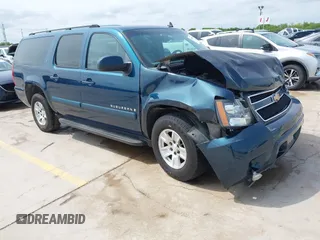 2007 Chevrolet Suburban LTZ z VIN 3GNFC16077G190746, wystawiony jako IAAI lot #42081256 z przebiegiem 225 797 mil mil oraz . Historia ofert i sprzedaży dostępna na DreamBid. Obrazek 1.