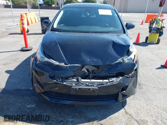 2018 Toyota Prius Two with VIN JTDKBRFU9J3061915, listed as a IAAI auction lot 41840107 with 62,782 mi miles and . Bid and sale history available at carsss.com. Image 12.