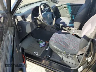 1998 Chevrolet Tracker z VIN 2CNBJ1868W6925819, wystawiony jako Copart lot #70881874 z przebiegiem 180 849 mil mil oraz Szkoda całkowita • Salvage title. Historia ofert i sprzedaży dostępna na DreamBid. Obrazek 8.