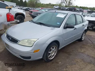 2007 Ford Focus S with VIN 1FAFP34N37W177362, listed as a IAAI auction lot 42024713 with 200,585 mi miles and . Bid and sale history available at DreamBid. Image 2.